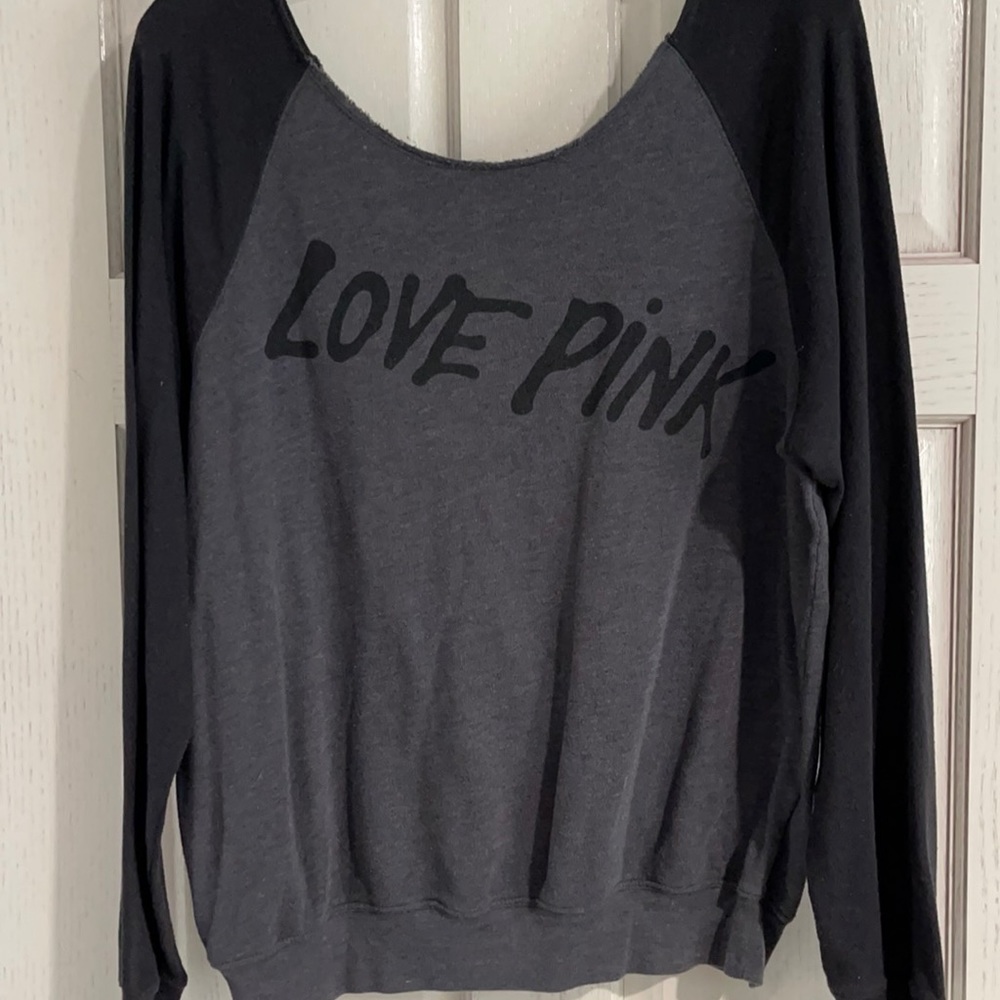 Pink Victoria’s Secret brand, Small